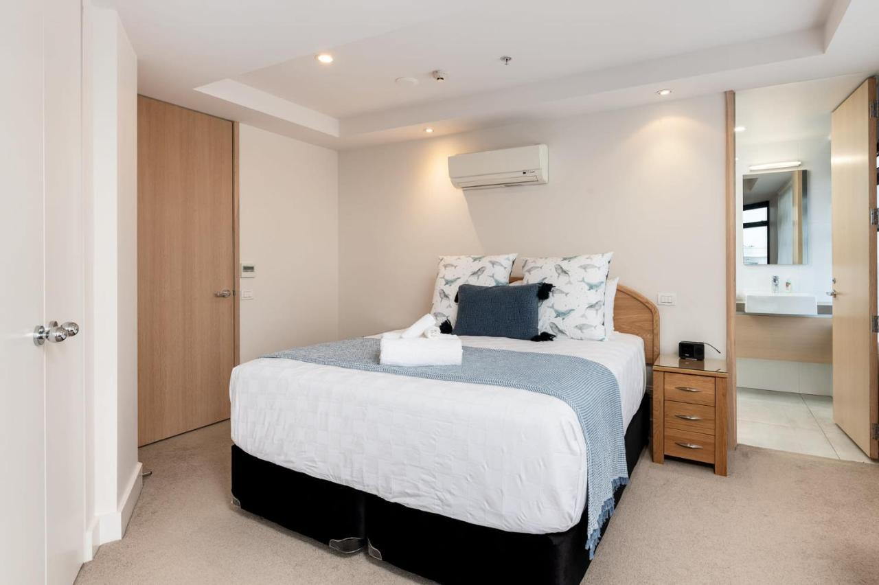 Apartamento Superb Elevated Views Of Harbour With Heated Pool, Gym & Parking Mount Maunganui Exterior foto