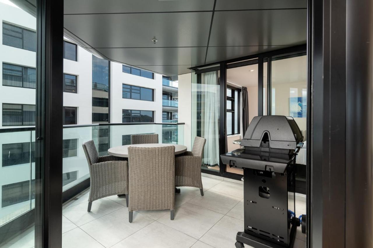 Apartamento Superb Elevated Views Of Harbour With Heated Pool, Gym & Parking Mount Maunganui Exterior foto